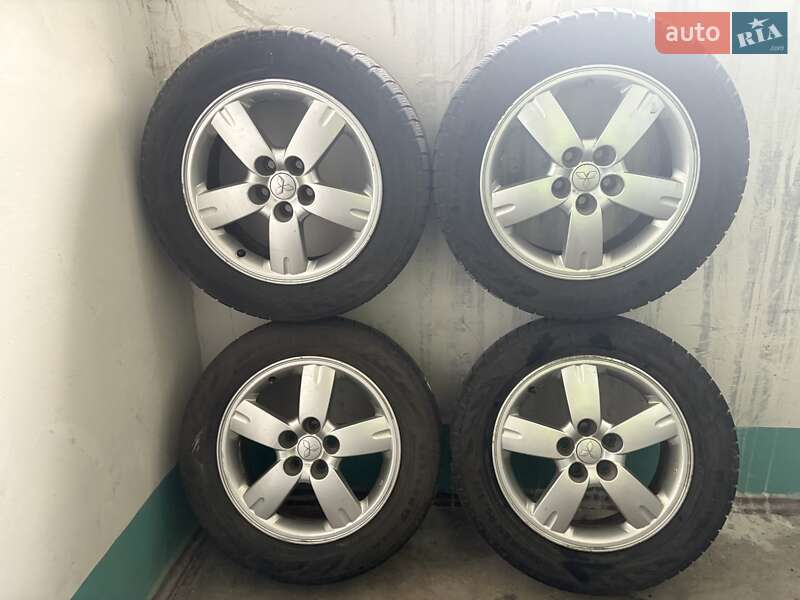 Внедорожник / Кроссовер Mitsubishi Outlander 2009 в Славянске