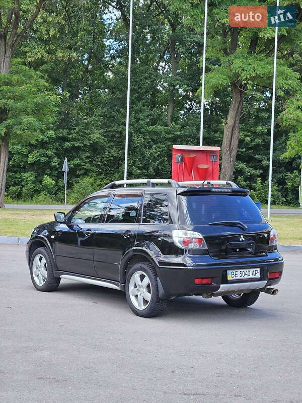 Внедорожник / Кроссовер Mitsubishi Outlander 2007 в Конопнице
