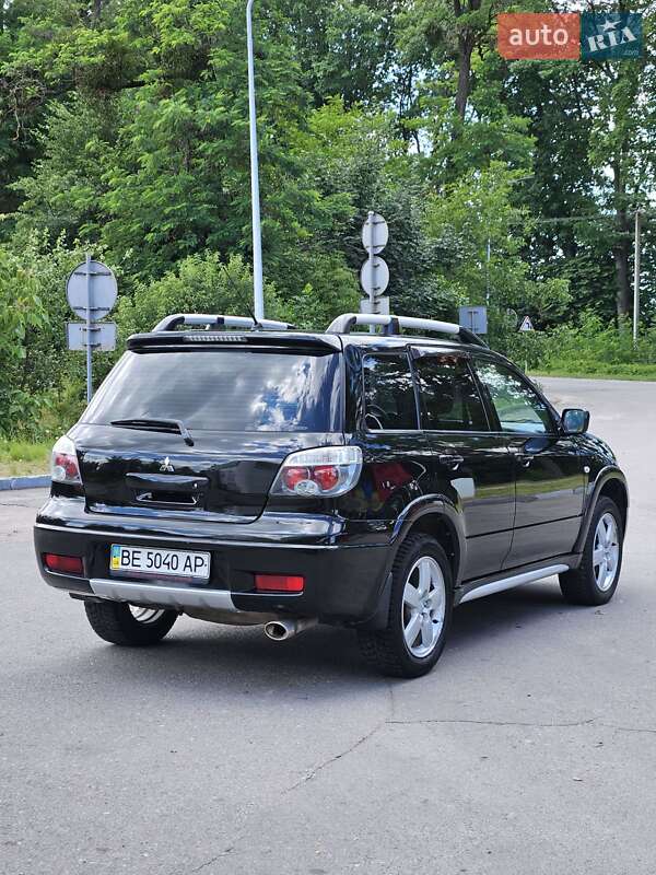 Внедорожник / Кроссовер Mitsubishi Outlander 2007 в Конопнице