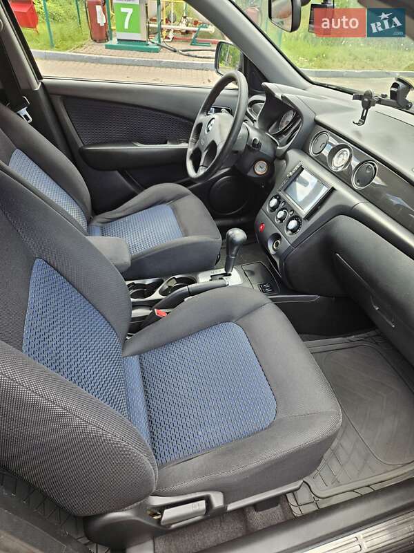 Внедорожник / Кроссовер Mitsubishi Outlander 2007 в Конопнице