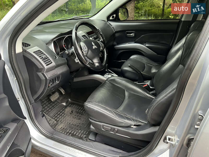 Внедорожник / Кроссовер Mitsubishi Outlander 2008 в Нежине