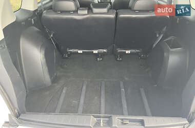 Внедорожник / Кроссовер Mitsubishi Outlander 2010 в 