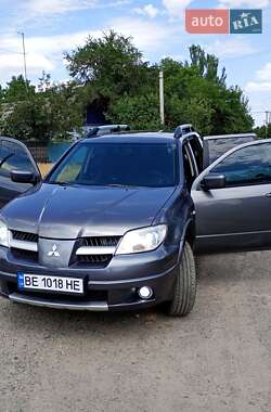 Позашляховик / Кросовер Mitsubishi Outlander 2008 в Миколаєві