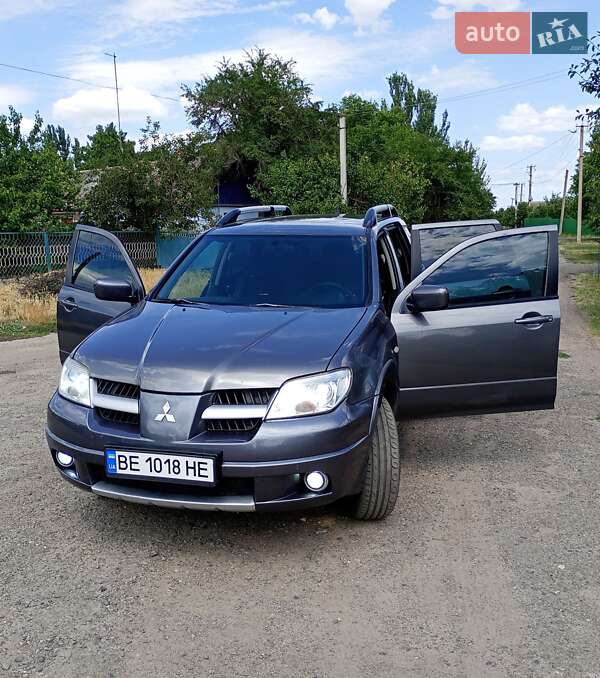 Mitsubishi Outlander 2008