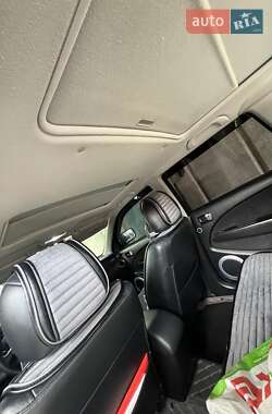 Внедорожник / Кроссовер Mitsubishi Outlander 2004 в 