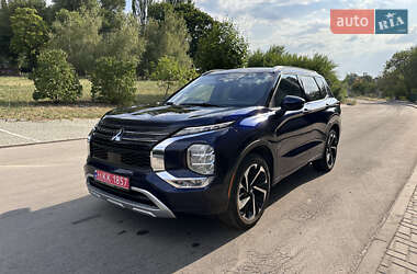 Mitsubishi Outlander 2022