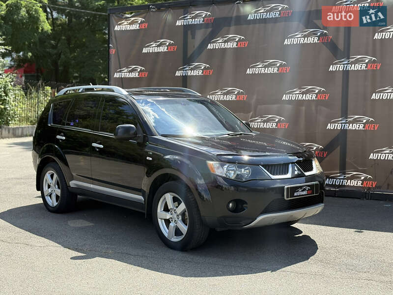 Внедорожник / Кроссовер Mitsubishi Outlander 2008 в Киеве