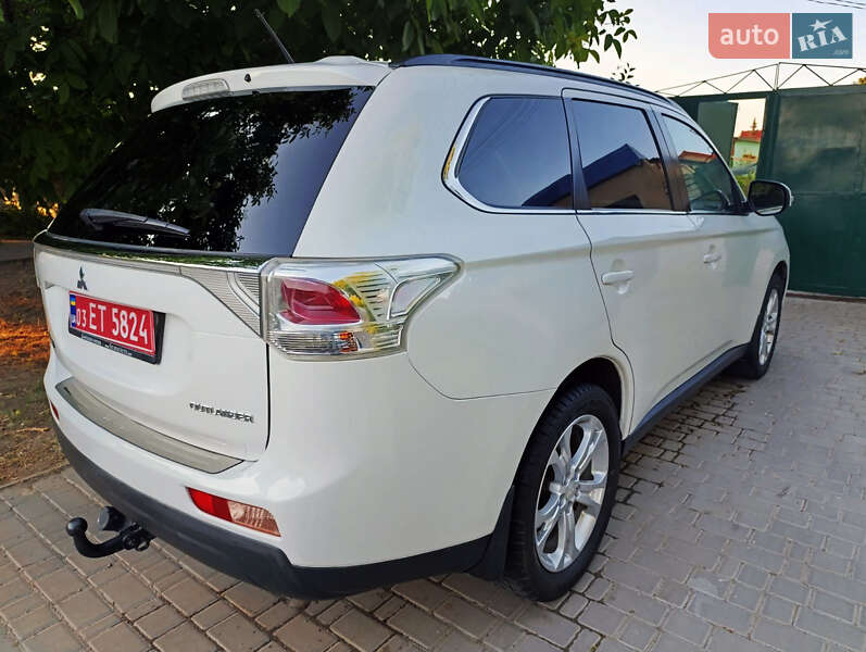 Внедорожник / Кроссовер Mitsubishi Outlander 2013 в Одессе фото 8 Внедорожник / Кроссовер Mitsubishi Outlander 2013 в Одессе
