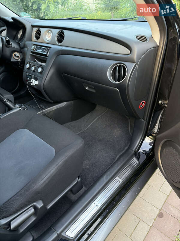 Внедорожник / Кроссовер Mitsubishi Outlander 2007 в Любешове