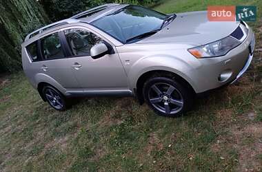 Внедорожник / Кроссовер Mitsubishi Outlander 2007 в 