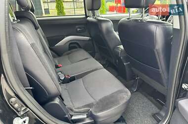 Внедорожник / Кроссовер Mitsubishi Outlander 2011 в 