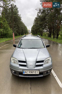 Позашляховик / Кросовер Mitsubishi Outlander 2007 в 