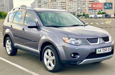 Позашляховик / Кросовер Mitsubishi Outlander 2008 в Києві