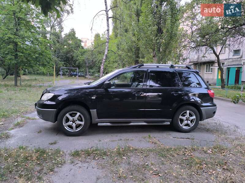 Внедорожник / Кроссовер Mitsubishi Outlander 2006 в Кременчуге