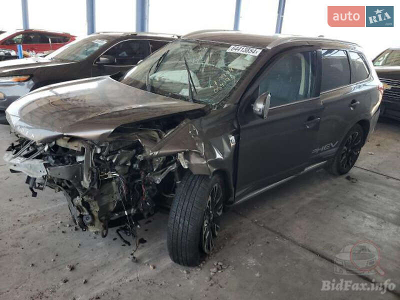 Внедорожник / Кроссовер Mitsubishi Outlander 2018 в Виннице