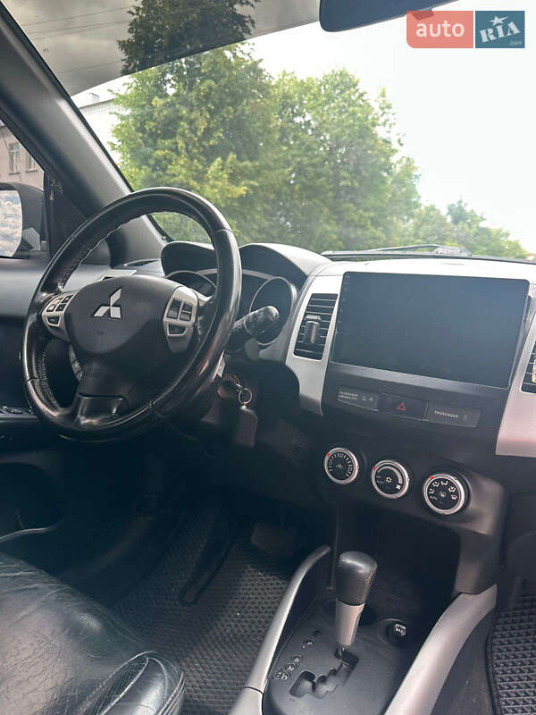 Внедорожник / Кроссовер Mitsubishi Outlander 2007 в Харькове