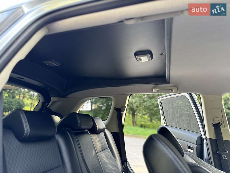 Внедорожник / Кроссовер Mitsubishi Outlander 2015 в Трускавце