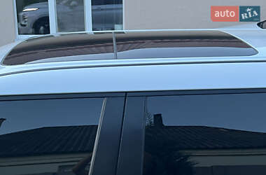 Внедорожник / Кроссовер Mitsubishi Outlander 2023 в 
