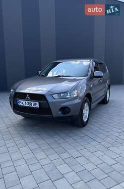 Позашляховик / Кросовер Mitsubishi Outlander 2011 в Хмельницькому