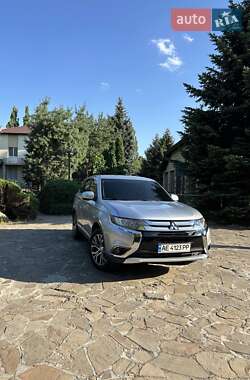 Mitsubishi Outlander 2017