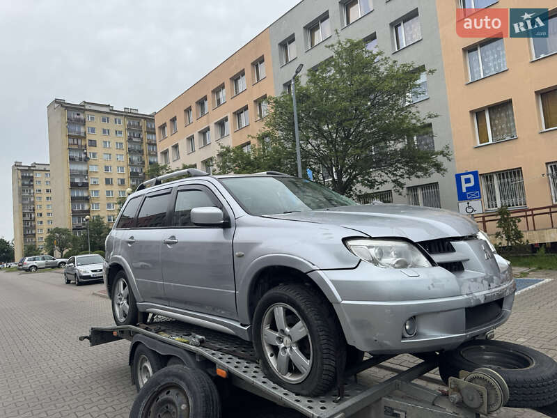 Внедорожник / Кроссовер Mitsubishi Outlander 2006 в Львове