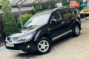 Внедорожник / Кроссовер Mitsubishi Outlander 2008 в 