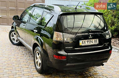Внедорожник / Кроссовер Mitsubishi Outlander 2008 в 