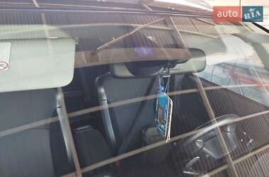 Внедорожник / Кроссовер Mitsubishi Outlander 2010 в 