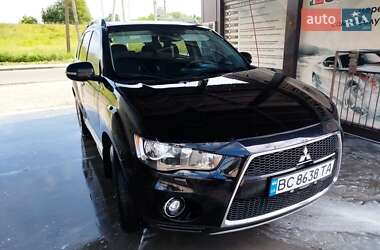 Mitsubishi Outlander 2010