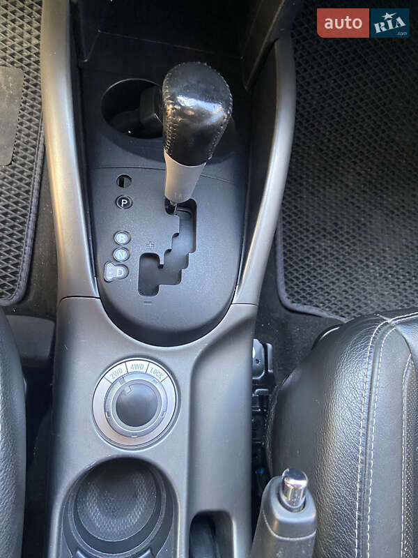 Позашляховик / Кросовер Mitsubishi Outlander 2007 в Безлюдівці