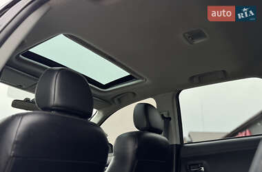 Внедорожник / Кроссовер Mitsubishi Outlander 2010 в 
