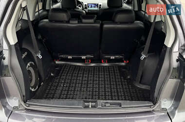 Внедорожник / Кроссовер Mitsubishi Outlander 2010 в 