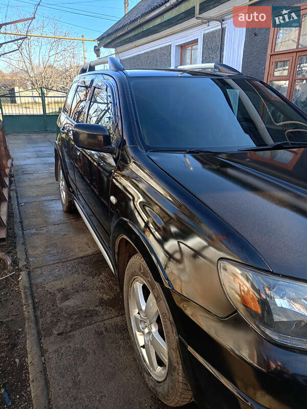 Внедорожник / Кроссовер Mitsubishi Outlander 2007 в Подольске