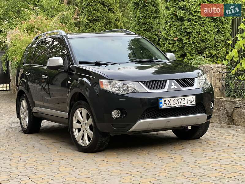 Внедорожник / Кроссовер Mitsubishi Outlander 2007 в Хмельницком