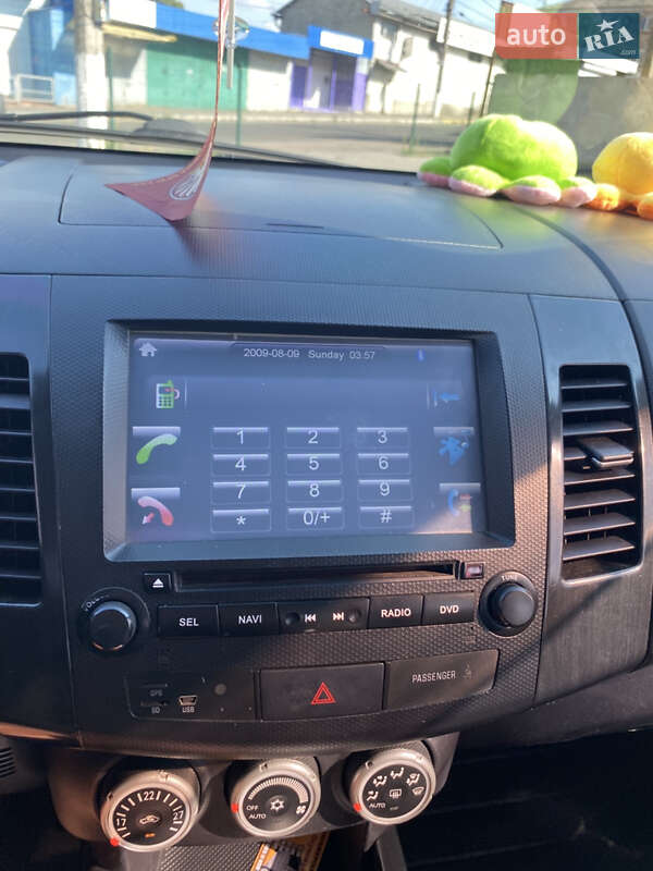 Внедорожник / Кроссовер Mitsubishi Outlander 2008 в Первомайске