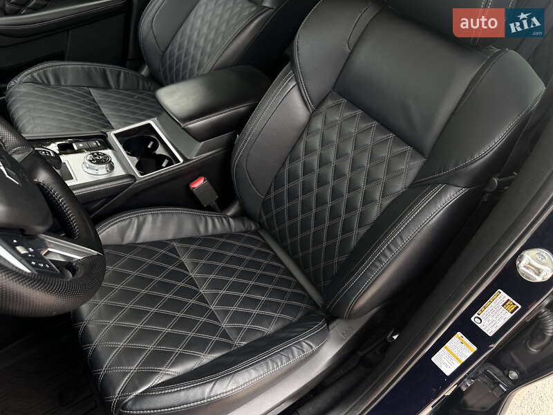 Внедорожник / Кроссовер Mitsubishi Outlander 2022 в Запорожье