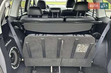 Внедорожник / Кроссовер Mitsubishi Outlander 2001 в 