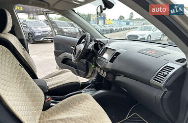 Внедорожник / Кроссовер Mitsubishi Outlander 2009 в Харькове