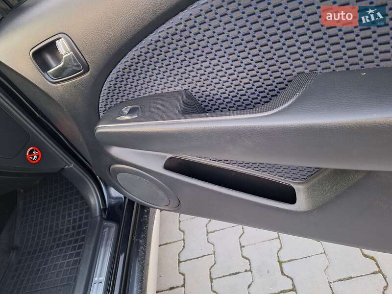 Внедорожник / Кроссовер Mitsubishi Outlander 2008 в Черновцах