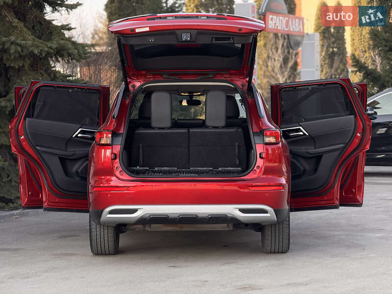 Позашляховик / Кросовер Mitsubishi Outlander 2021 в Тернополі