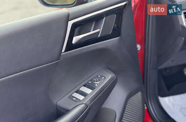 Внедорожник / Кроссовер Mitsubishi Outlander 2021 в 