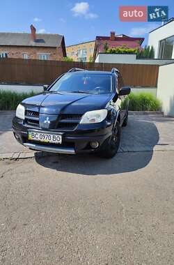 Внедорожник / Кроссовер Mitsubishi Outlander 2007 в 