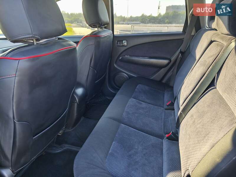 Внедорожник / Кроссовер Mitsubishi Outlander 2006 в Львове