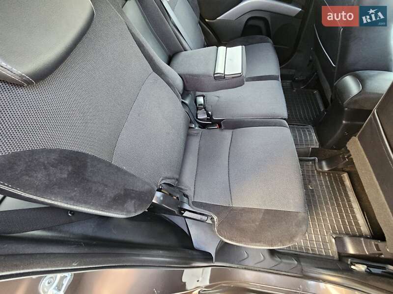 Внедорожник / Кроссовер Mitsubishi Outlander 2012 в Ивано-Франковске