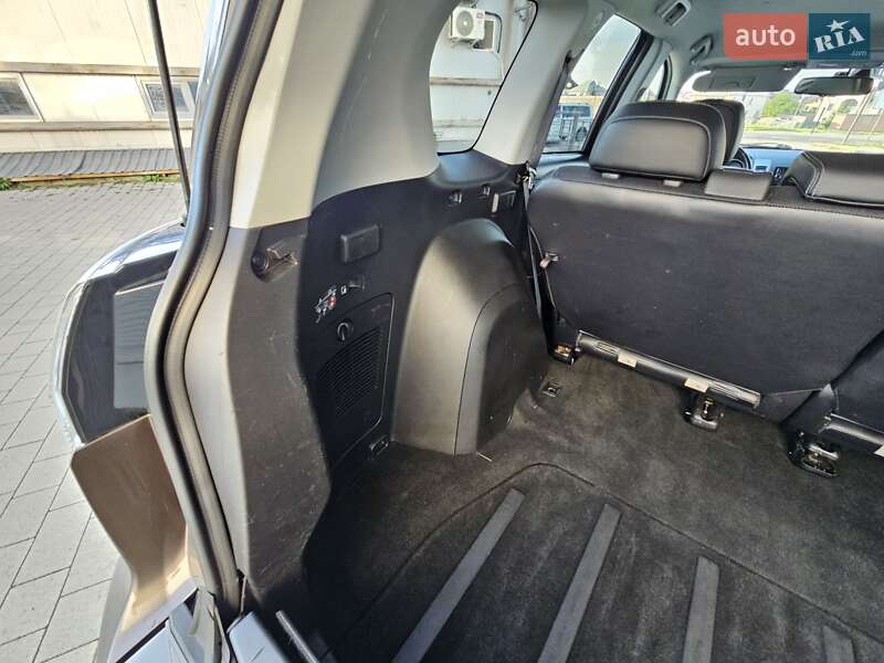 Внедорожник / Кроссовер Mitsubishi Outlander 2012 в Ивано-Франковске