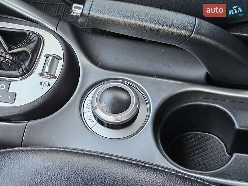 Внедорожник / Кроссовер Mitsubishi Outlander 2012 в Ивано-Франковске