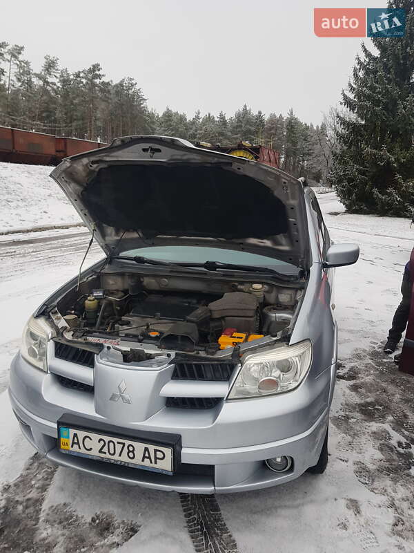 Mitsubishi Outlander 2008