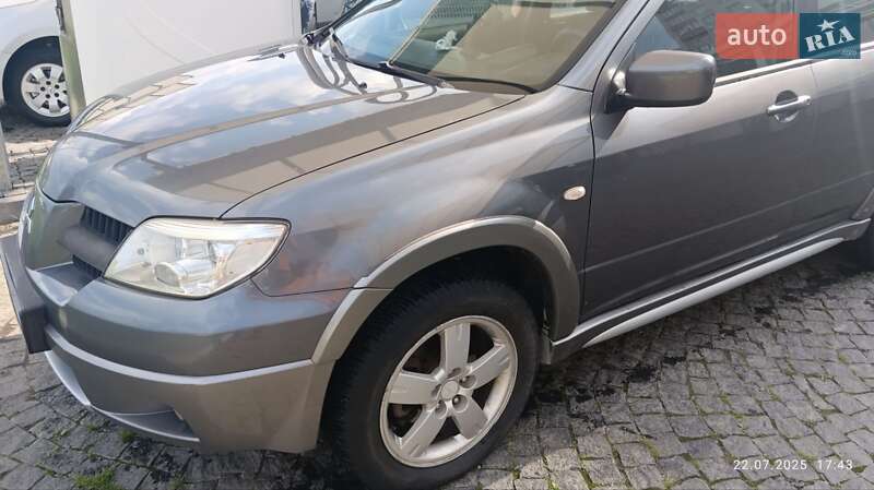 Внедорожник / Кроссовер Mitsubishi Outlander 2006 в Хмельницком фото 2 Внедорожник / Кроссовер Mitsubishi Outlander 2006 в Хмельницком