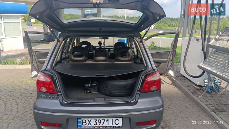 Внедорожник / Кроссовер Mitsubishi Outlander 2006 в Хмельницком фото 10 Внедорожник / Кроссовер Mitsubishi Outlander 2006 в Хмельницком