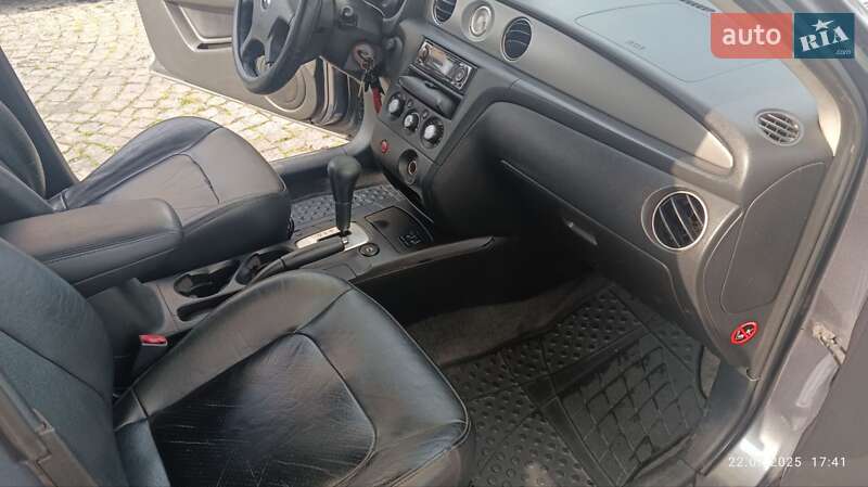 Внедорожник / Кроссовер Mitsubishi Outlander 2006 в Хмельницком фото 15 Внедорожник / Кроссовер Mitsubishi Outlander 2006 в Хмельницком